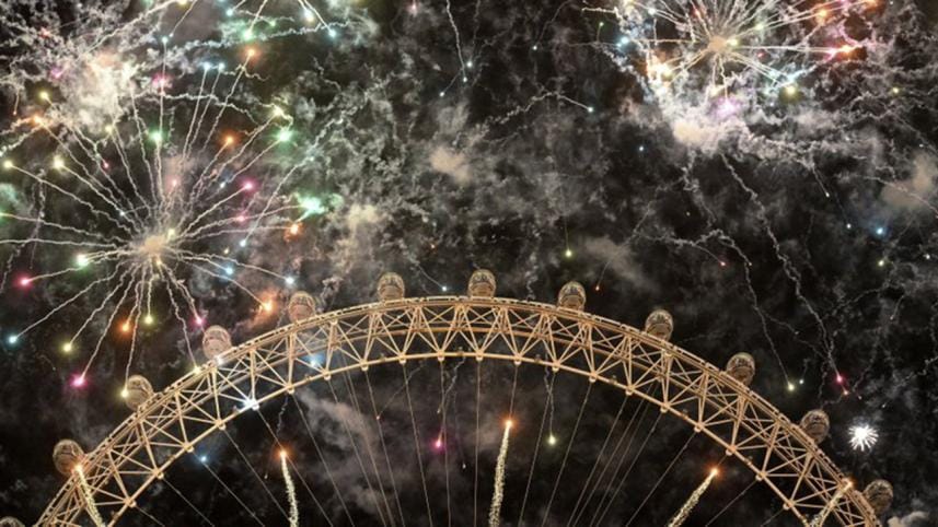 Welcoming Moments of Happy New Year 2018 in Central London