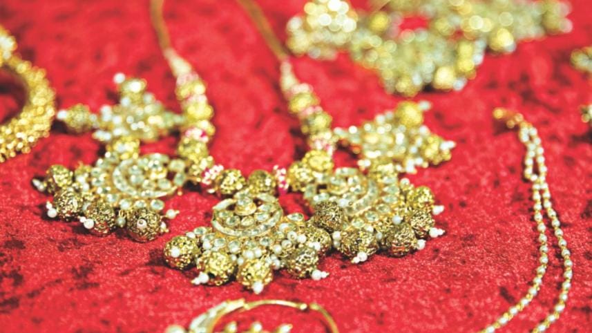 a_bengali_belles_guide_to_bridal_jewellery_1.jpg