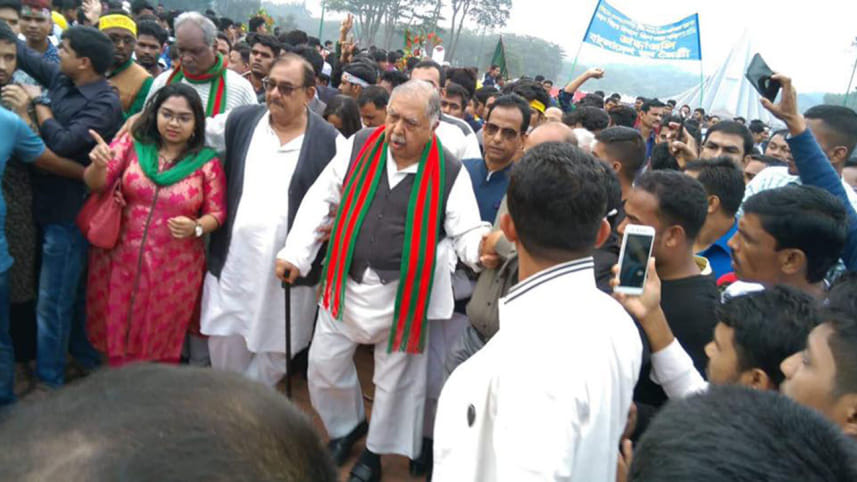 Jatiya Oikyafront leader Dr Kamal Hossain