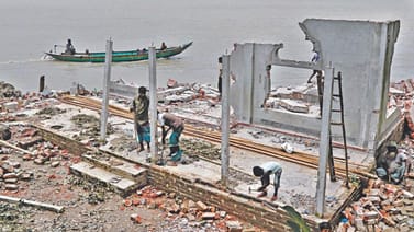 Padma turns furious1.jpg