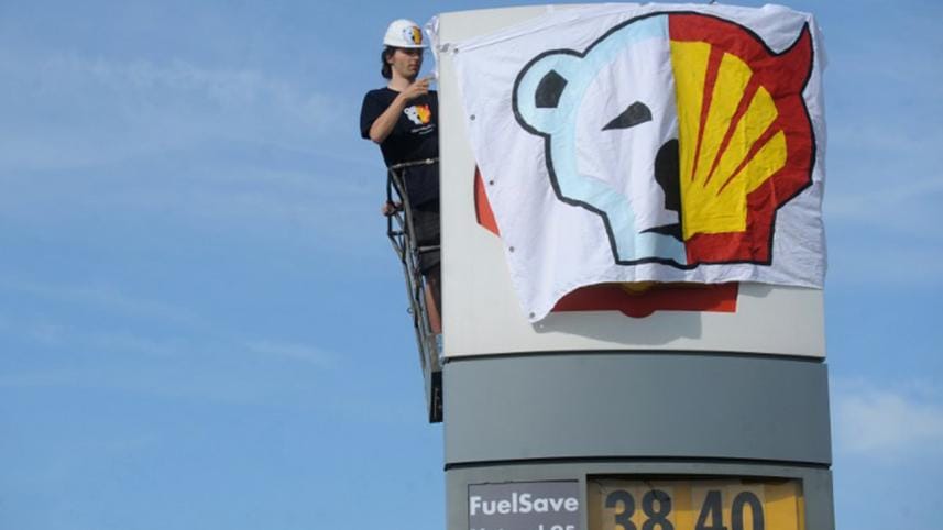 Shell arctic drilling.jpg