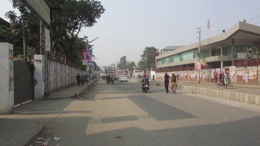 Tejgaon truck stand.jpg