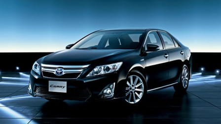 Toyota-Camry-Hybrid1.jpg