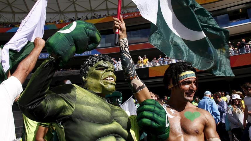 Pak fans at Adelaide