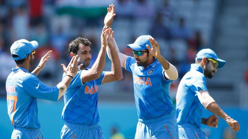 High fives for Shami