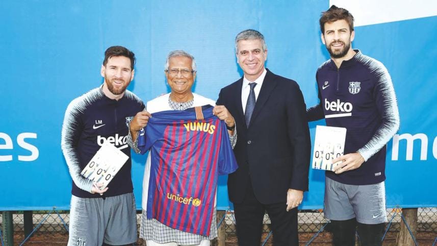 Muhammad Yunus meets Lionel Messi