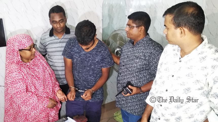 Mother hands stalker son to Police Mother hands stalker son to Police