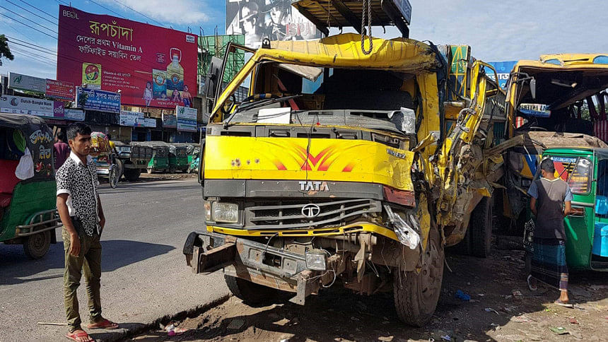 Mother, son among 4 killed in B’baria road crash