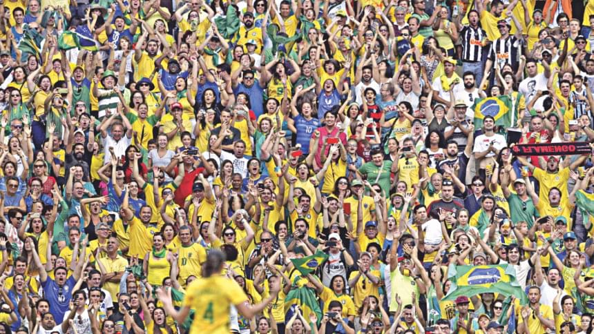 crowd crowd, brazil football, Olympic women's football