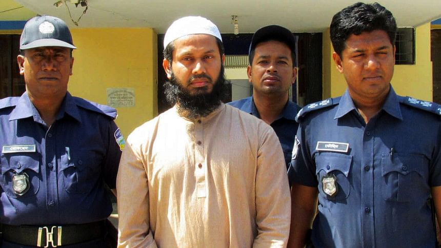 Harkat- ul-Jihad-al-Islami (Huji) man Harkat- ul-Jihad-al-Islami (Huji) man