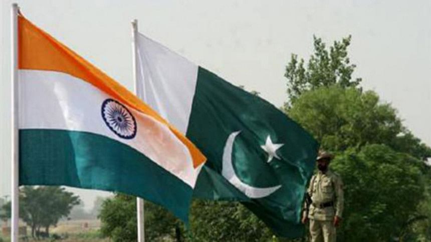 fire exchange between India and Pakistan in Kashmir fire exchange between India and Pakistan in Kashmir