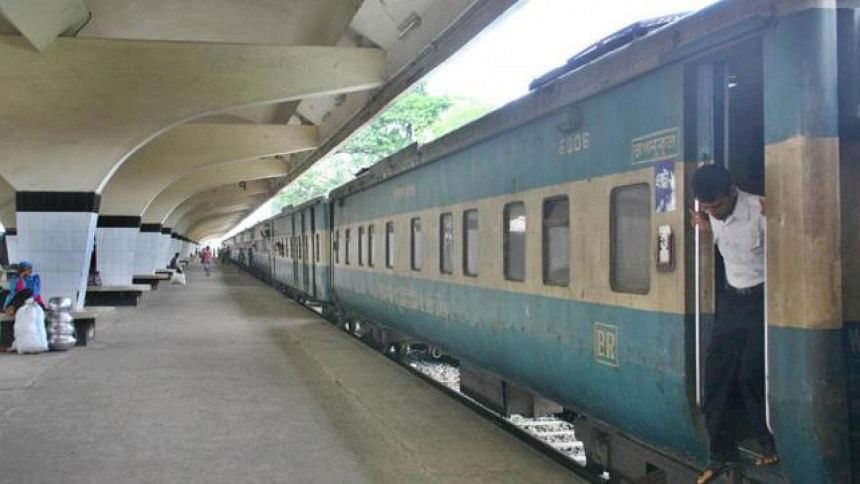 Dhaka-Chittagong new train service Dhaka-Chittagong new train service