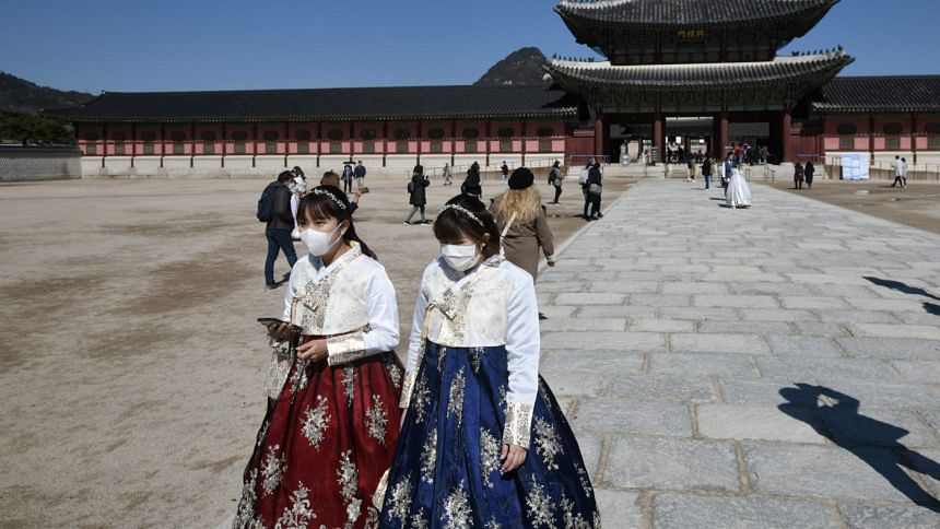 Coronavirus outbreak cases increase in South Korea Coronavirus outbreak cases increase in South Korea