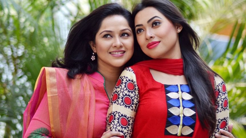 Nadia and Shanarei Devi Shanu