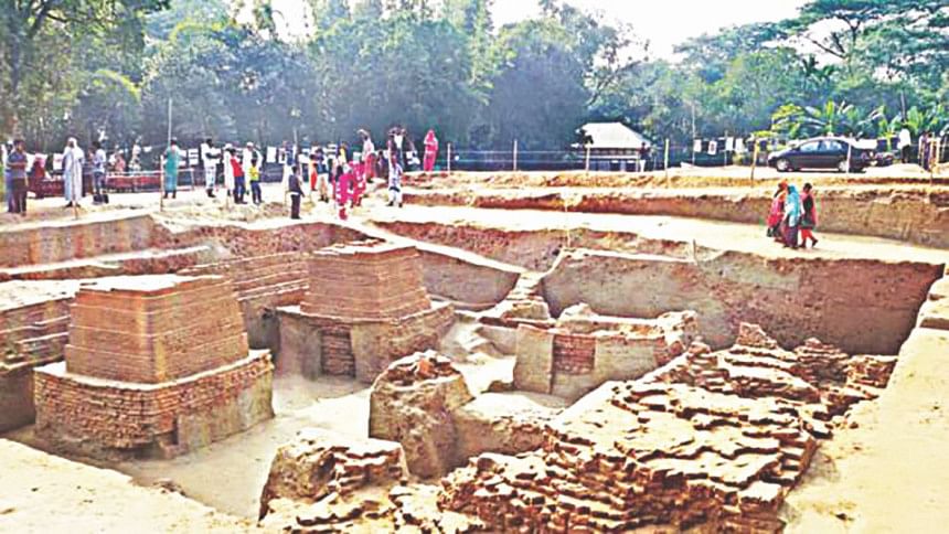 1000-year-old Buddhist stupas 1000-year-old Buddhist stupas