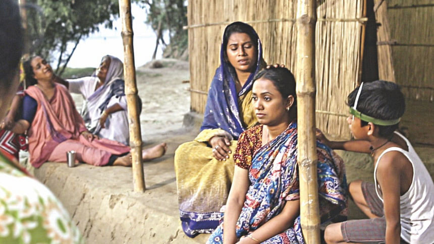 A scene from the film Oggyatonama A scene from the film Oggyatonama