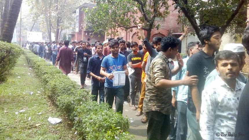 Voters at Dr Muhammad Shahidullah Hall of Dhaka University Voters at Dr Muhammad Shahidullah Hall of Dhaka University