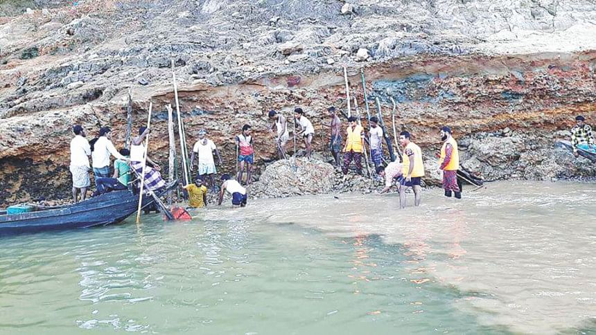 Illegal stone extraction Illegal stone extraction