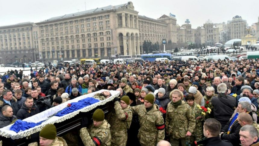 Mourners gather in Kiev's Independence (Maidan) Square Mourners gather in Kiev's Independence (Maidan) Square
