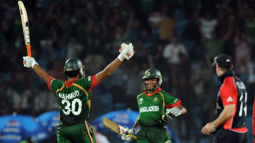Bangladeshi batsmen celebrate Bangladeshi batsmen celebrating victory against England