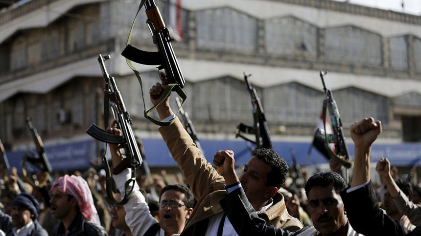 Pressure builds on key Yemen city