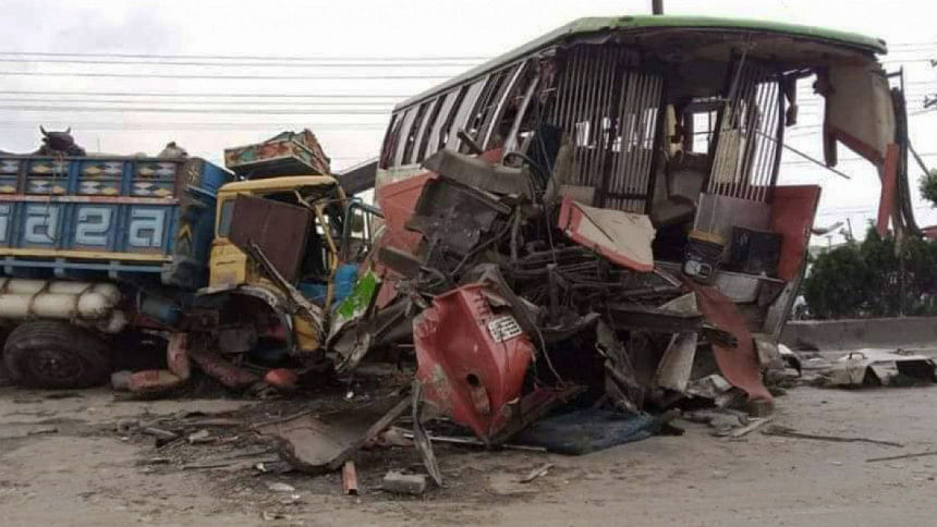 3 Atomic Energy officials died: Case filed against bus driver Atomic Energy officials died