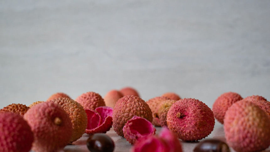 Lychees Lychees