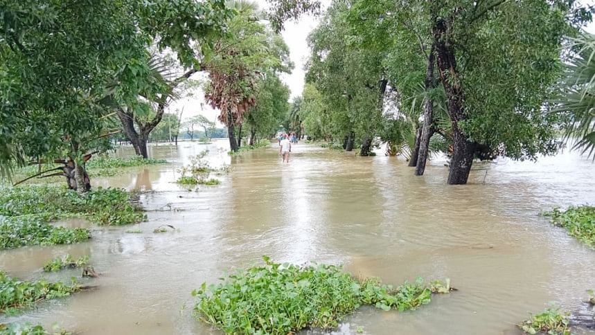 School teacher drowns in flood water School teacher drowns in flood water