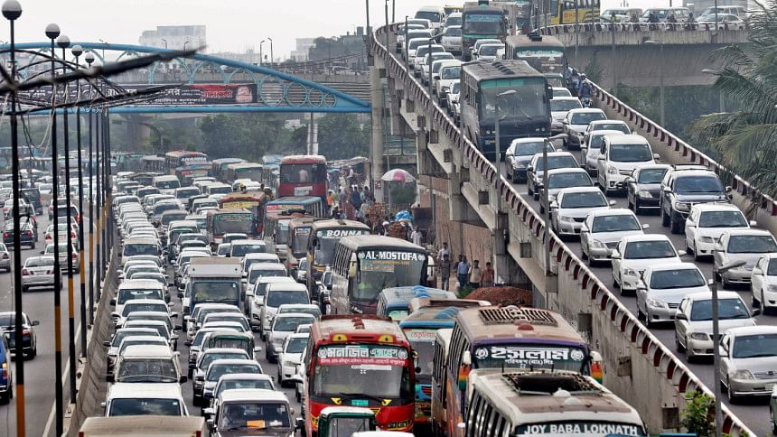Gridlock traffic on the Airport Road
