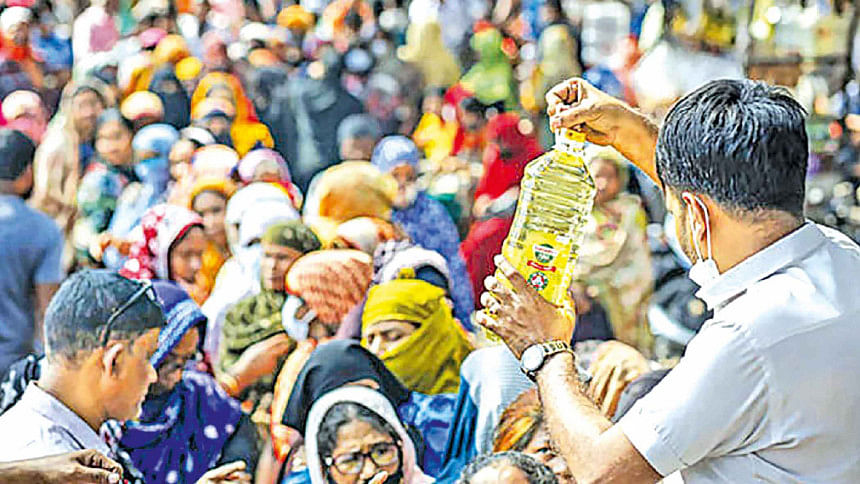 Price hike of essentials: the poor have their back against the wall