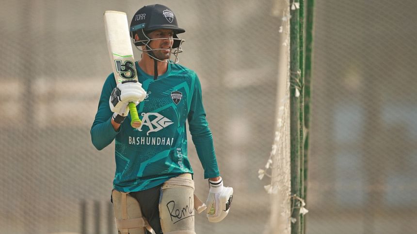 ‘25-year-old’ Malik labels Bangladesh experience ‘a complete package bar traffic’