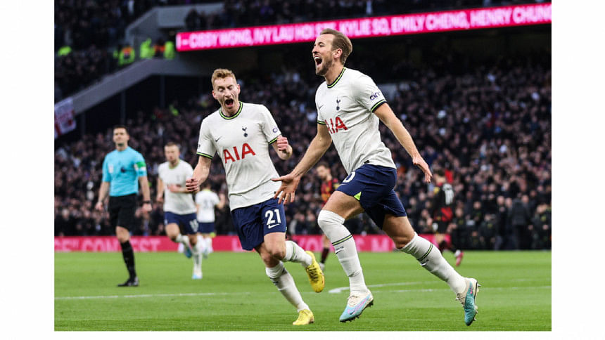 Kane nets record goal as Spurs down Man City