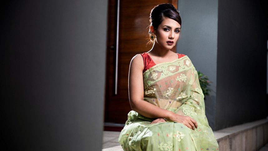 Choose a Jamdani sari for this Eid Choose a Jamdani sari for this Eid