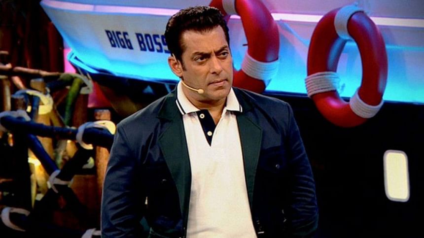 Salman Khan slams ‘vulgarity, nudity’ on OTT Salman Khan slams ‘vulgarity, nudity’ on OTT