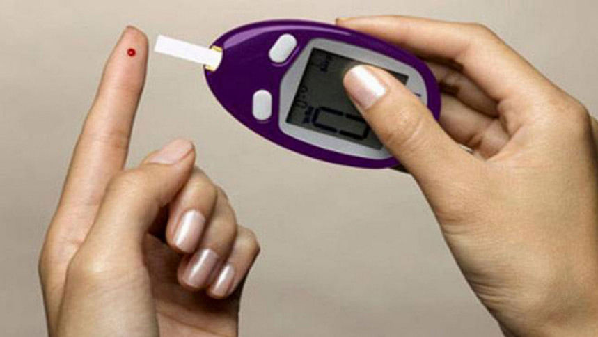 Living with diabetes as a young person Living with diabetes as a young person