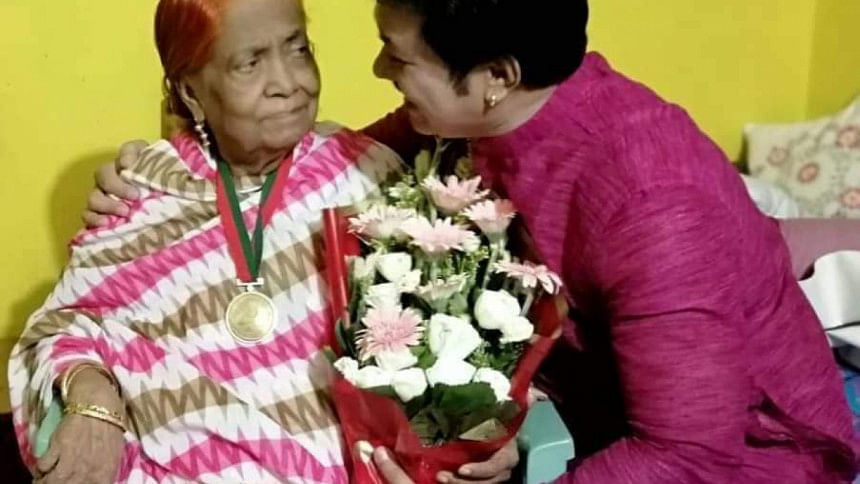 Zebunnessa Salimullah, mother to Sadi and Shibli Mohammad, passes away Zebunnessa Salimullah, mother to Sadi and Shibli Mohammad, passes away