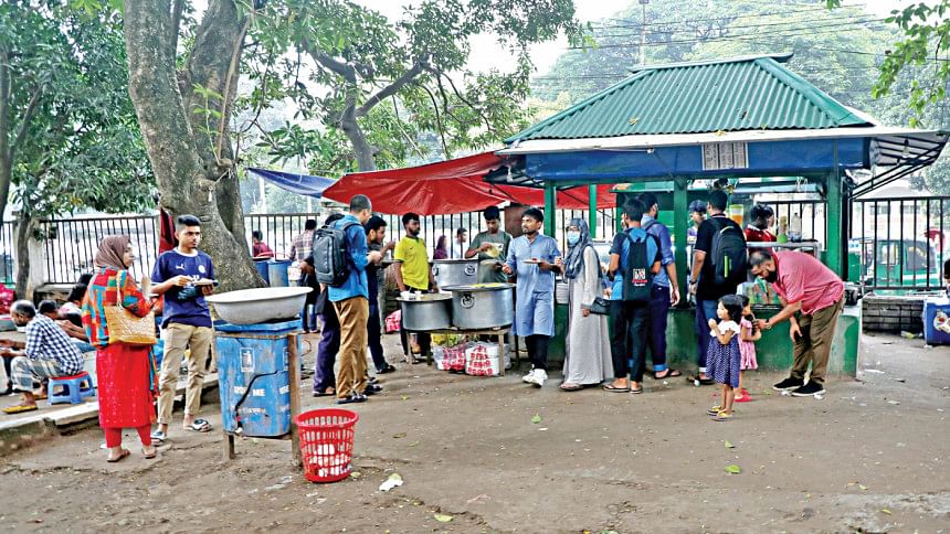 Hakim Chattor street food