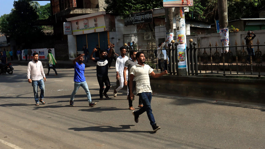 clashes between BNP men and police in various Sylhet city areas