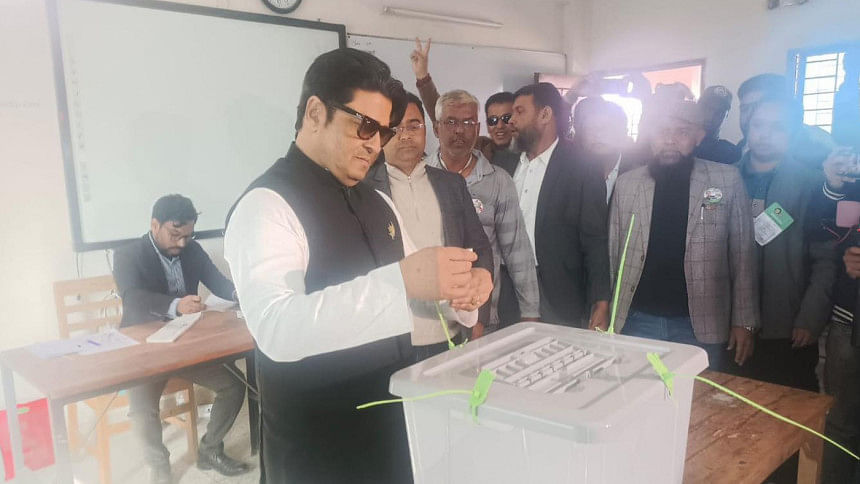 Ecstatic as PM, her daughter came to vote for me: Ferdous Ferdous Ecstatic as PM and Daughter Vote for Him