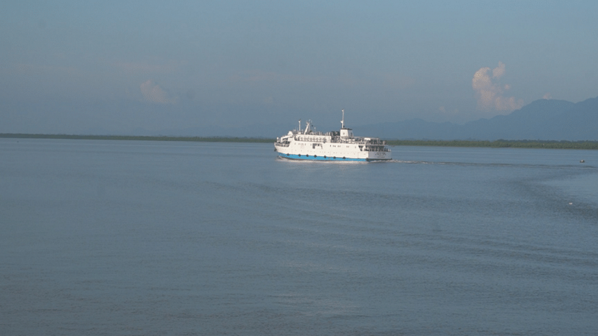 Myanmar conflict: Tourist ship movement on Teknaf-St Martin route to be suspended from Saturday Myanmar conflict: Tourist ship movement on Teknaf-St Martin route to be suspended from Saturday