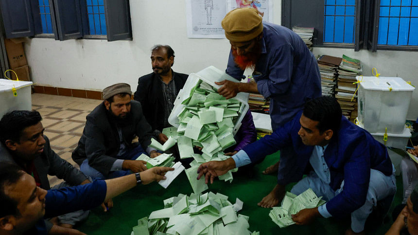 Pakistan Elections 2024 Early Pakistan Vote Results Show Rivals Neck