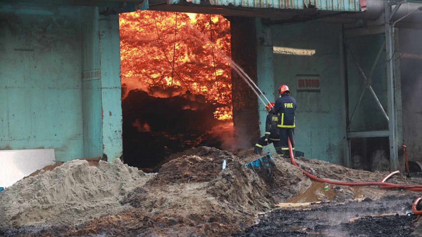 S Alam's sugar mill fire in Chattogram S Alam's sugar mill fire in Chattogram