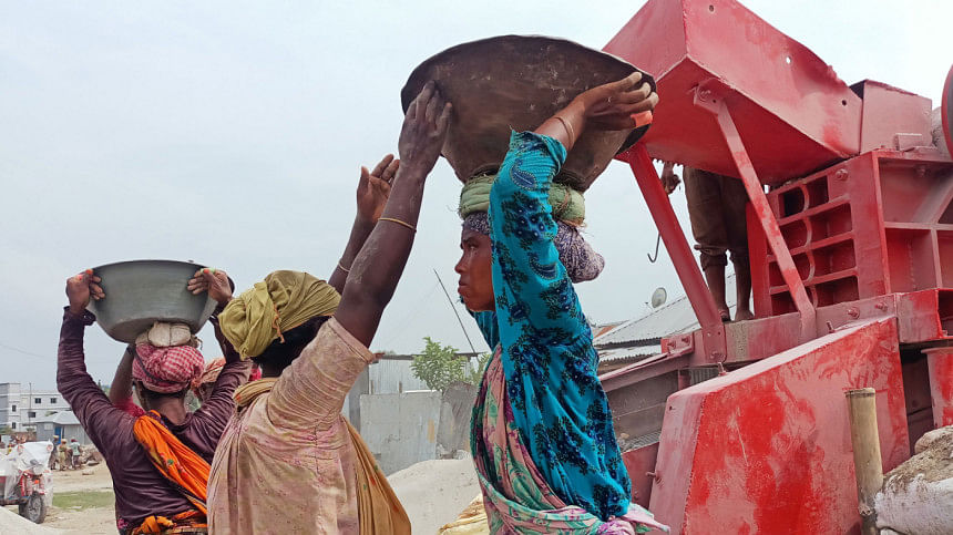 ‘Earning Tk 100 less just for being a woman’ ‘Earning Tk 100 less just for being a woman’