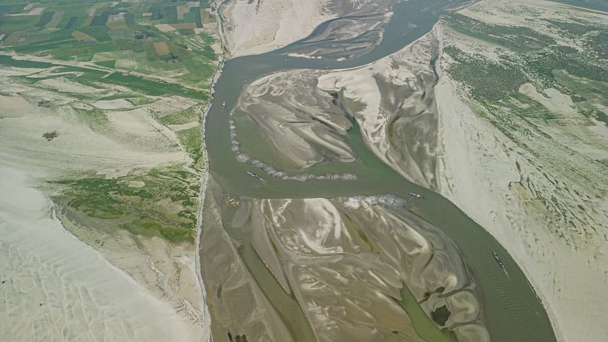 Jamuna River Bangladesh | In pictures: The Shrinking Jamuna | The Daily ...