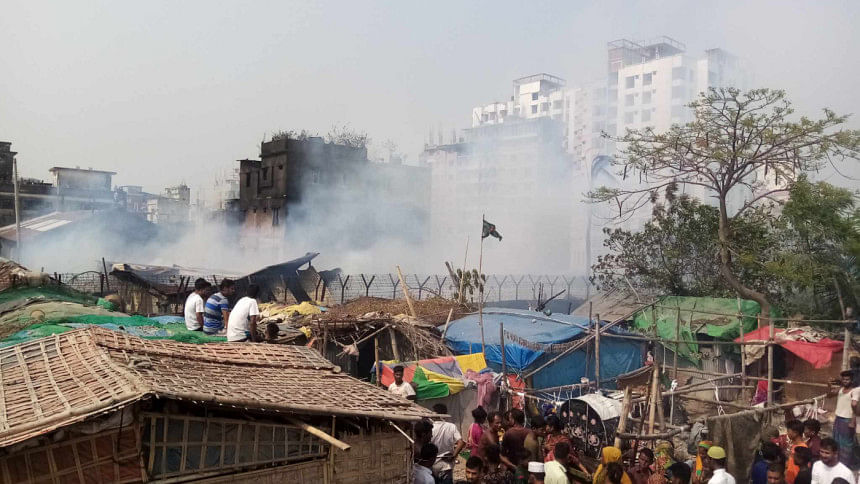 Ctg’s Tekpara slum fire Ctg’s Tekpara slum fire
