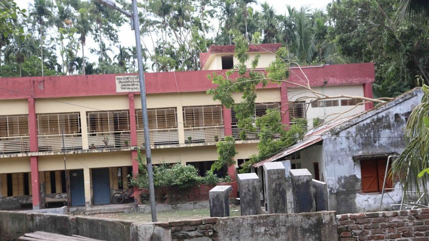 Cyclone Remal: Over 600 educational institutions affected in Pirojpur ...