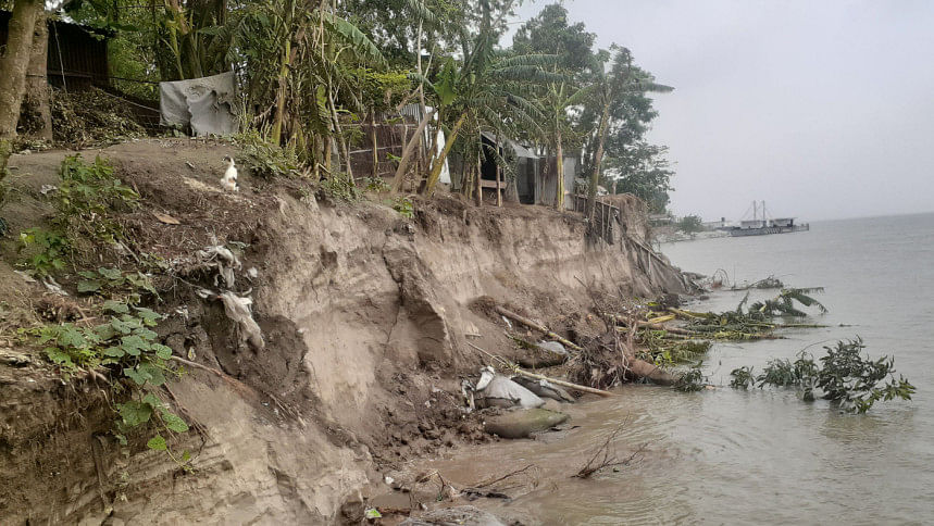 river erosion in Daulatdia union river erosion in Daulatdia union