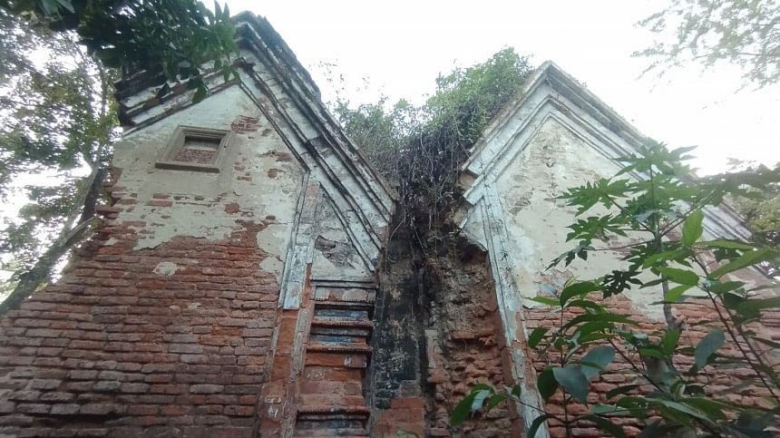 Gopinath Goswami Jor Bangla Temple Khulna | 275-year-old temple on ...