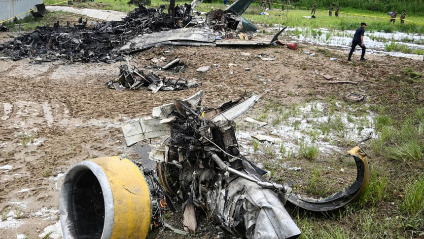 Plane crashes in Nepal with 18 dead, pilot sole survivor Plane crashes in Nepal with 18 dead, pilot sole survivor