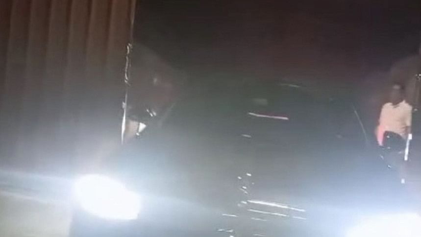 BNP leaders help secure S Alam's luxury cars, video goes viral BNP leaders help secure S Alam's luxury cars, video goes viral